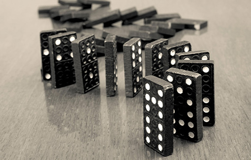 dominoes