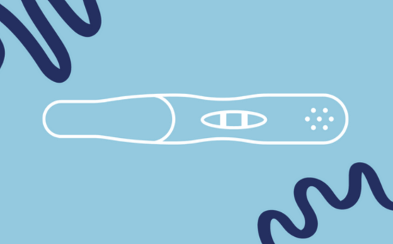 Amlinell wen o brawf beichiogrwydd ar gefndir glas golau gyda thonnau glas tywyll.